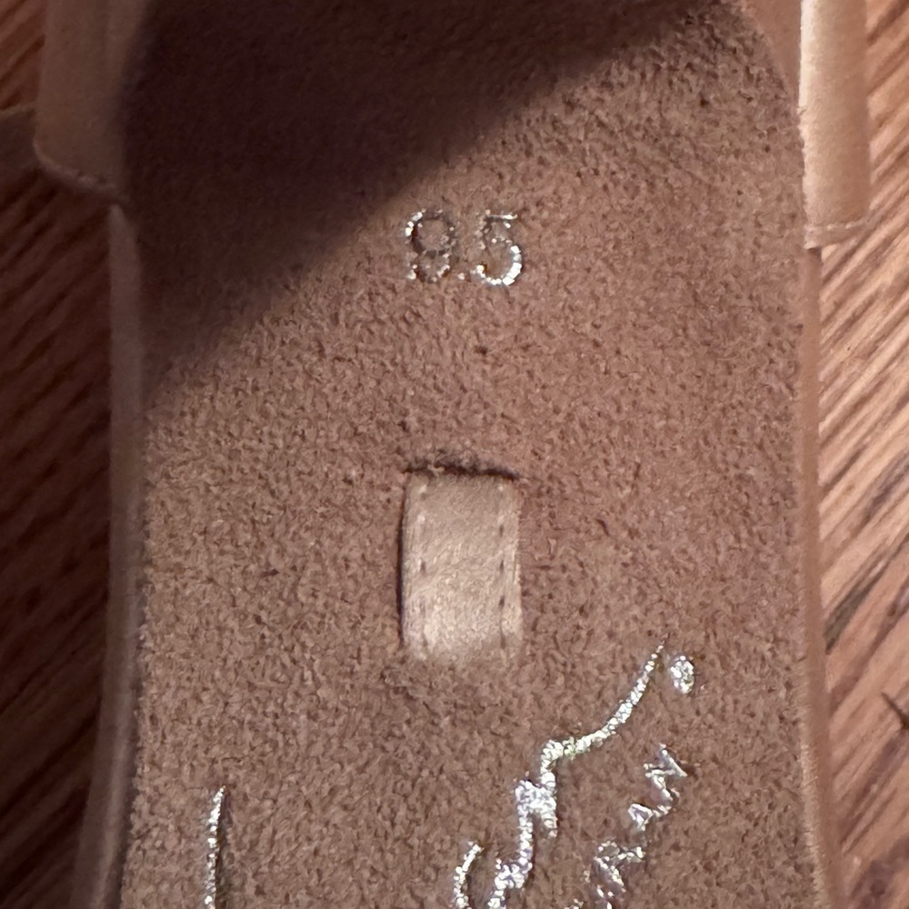 Angela Nuran Silk shoes - Picture 3 of 4